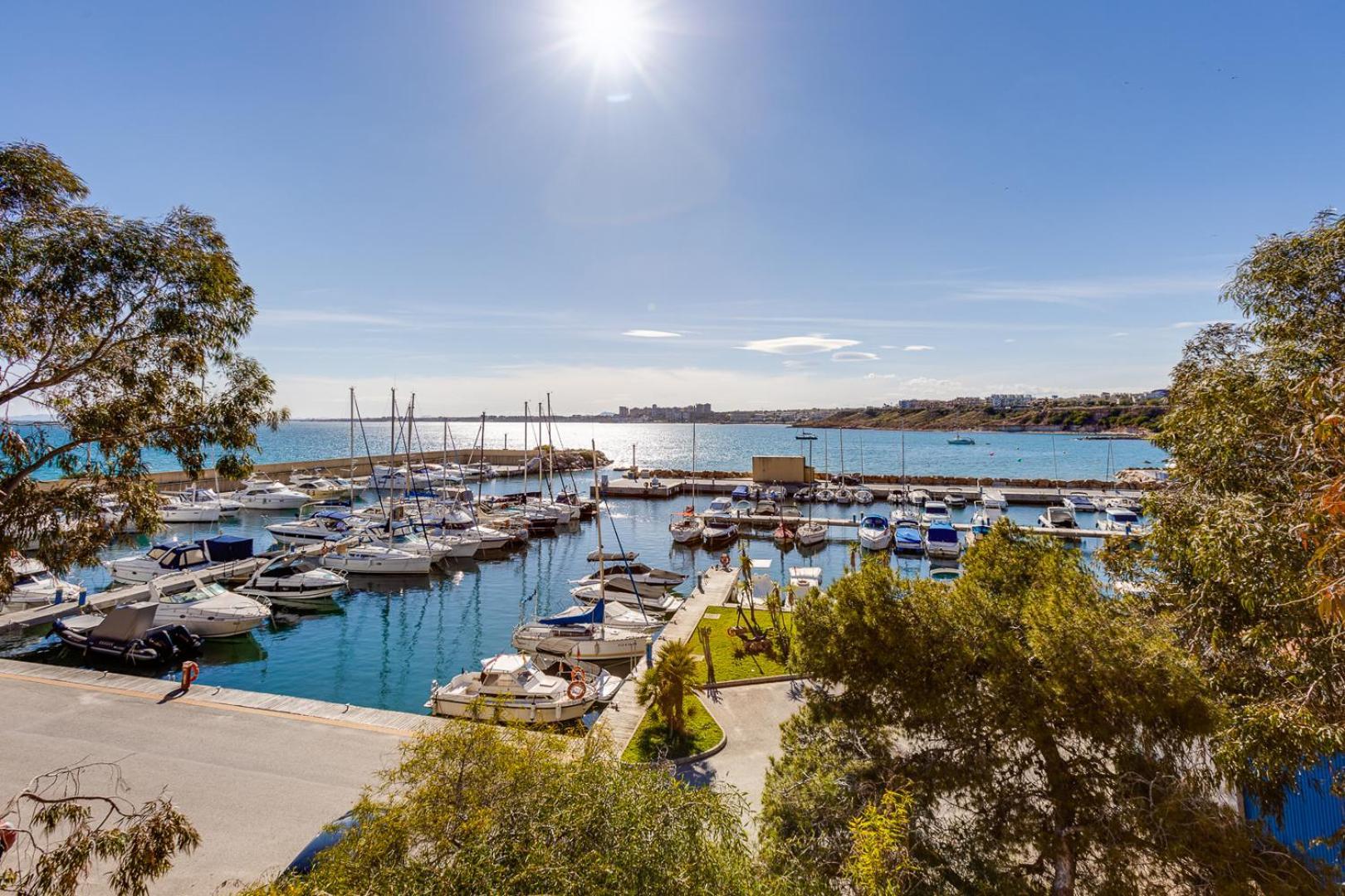 Vitamin Sea Apt Close To Campoamor Beach Орихуела Екстериор снимка